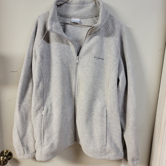 Columbia Fleece Jacket - Picture 2 of 5
